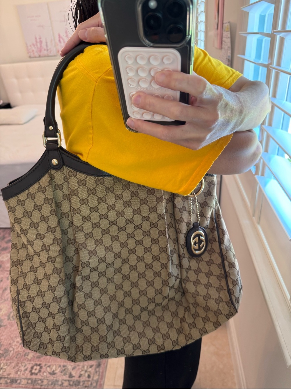Gucci Brown GG Canvas Tote with Black Leather Handles - Picture 5 of 5